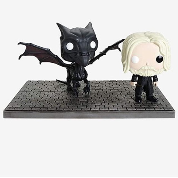 Funko Pop! Fantastic Beasts Movie Moments Grindelwald and Thestral Display Set - Picture 3 of 3